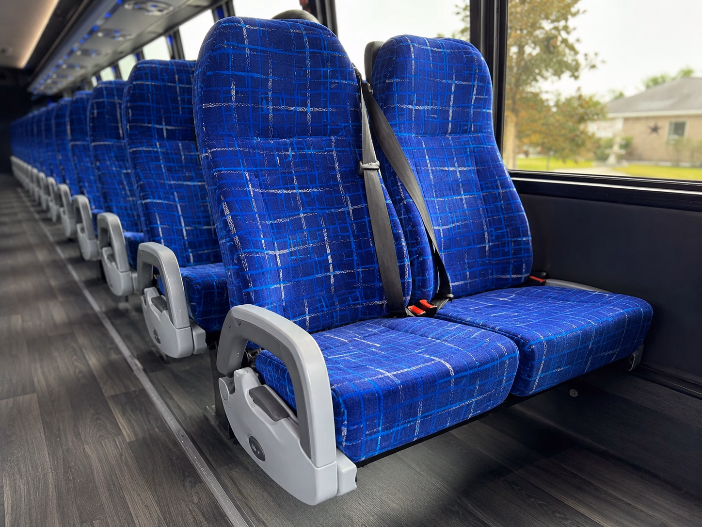 charter buses to petco park for san diego padres games