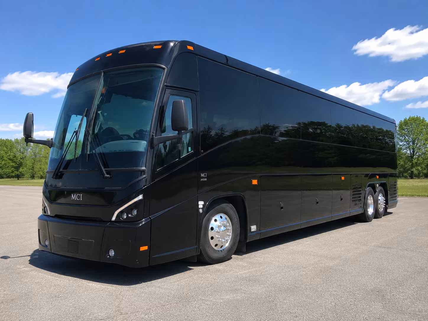 moving your whole guest list between el cajon hotels and your venue