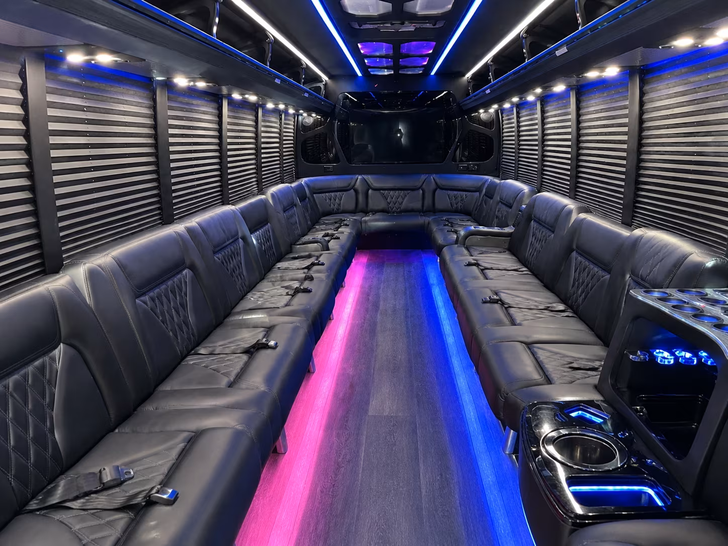 party buses and minibuses for the magnolia and east county s live music scene